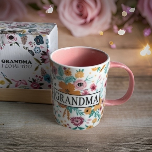 Express Your Love: Grandma Gift: I LOVE YOU GRANDMA Floral Ceramic Coffee Mug - Picture 1 of 7